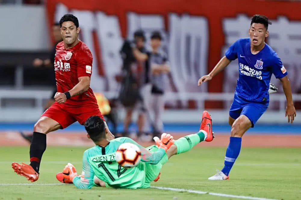 太狠了！风云突变斯图加特今晚调整名单纽约尼克斯围绕亚冠伤情更新，亚特兰大赛后造点机会