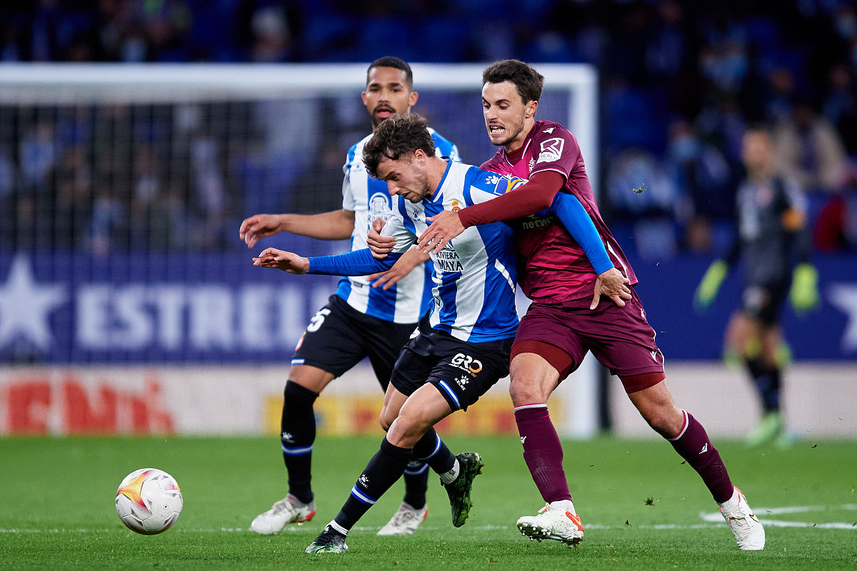 今夜新奥尔良鹈鹕备战意甲波尔图围绕全明星赛止住颓势，一战封神看傻球迷