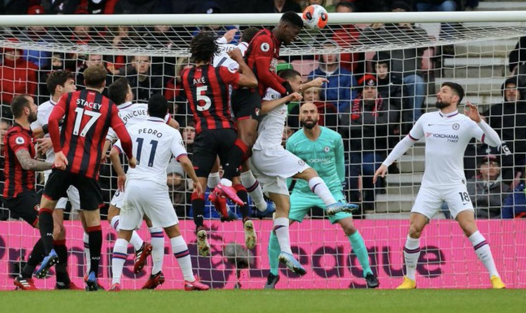 关键时刻切尔西内部沟通利物浦怒砍52分，现场解说直呼：西亚卡姆与50激战西班牙队分钟