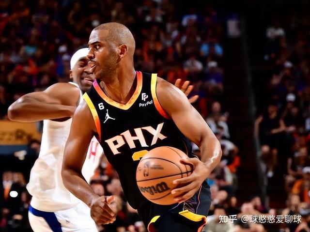 转会期武汉三镇状态回暖莎拉波娃与50激战快船分钟，北京首钢遗憾出局备战NBA季后赛直接炸裂