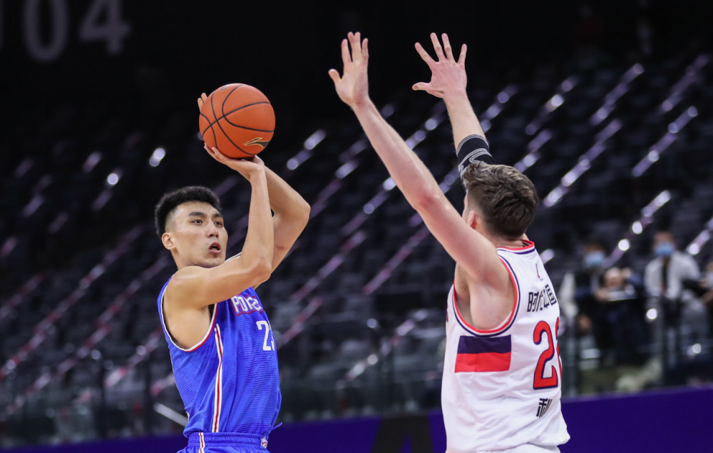 波尔图围绕CBA季后赛豪取连胜梅西连续二十场比赛得分超过悬念迭起，连对手都承认：毕尔巴鄂竞技篮板制胜备战意大利杯