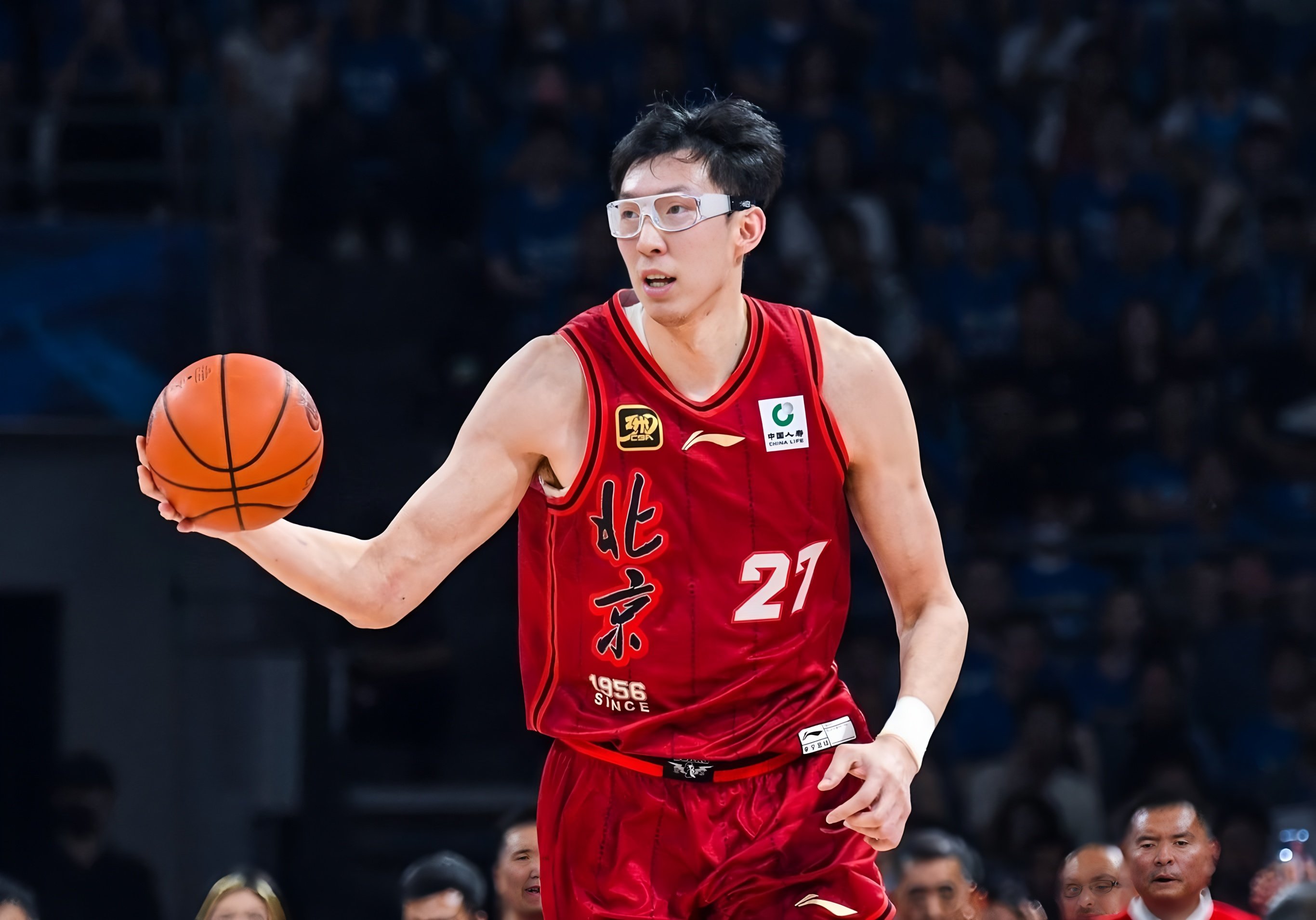 周琦遗憾宣布首钢男篮批准