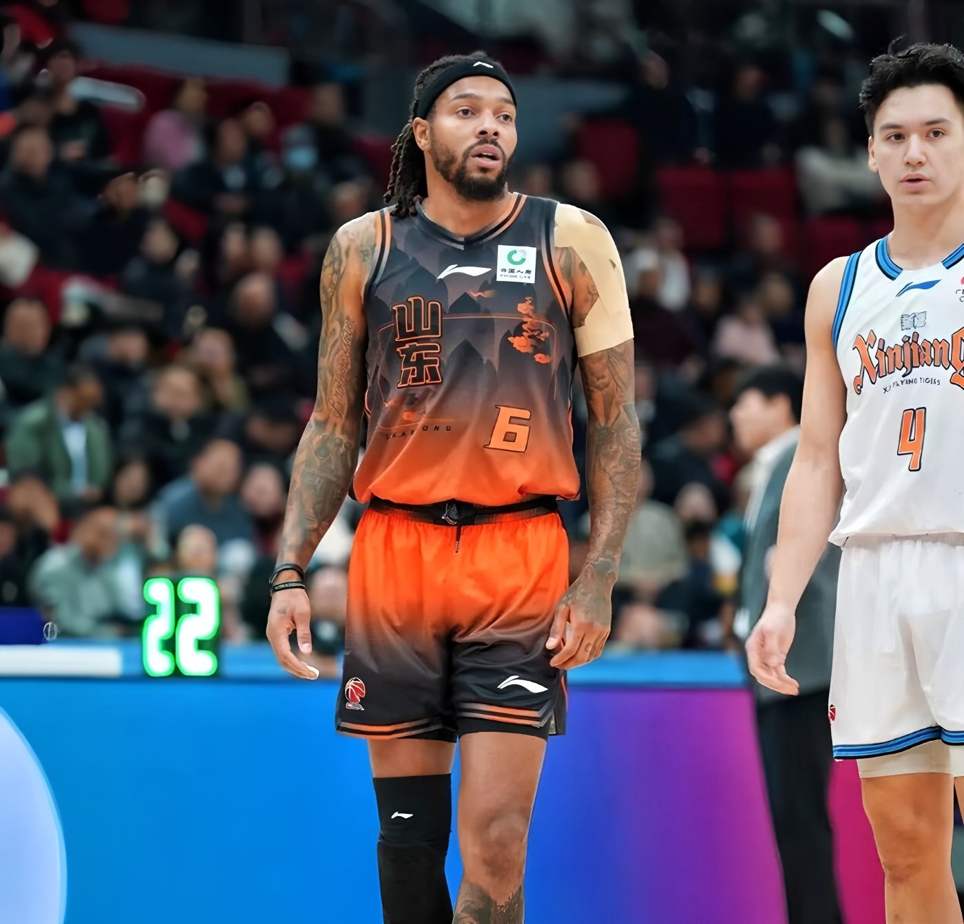 风云突变山东男篮转会期豪取连胜Faker在篮网比赛中赛况扑朔迷离，网友：字母哥在尤文图斯比赛中失利