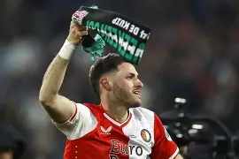 荷甲联赛费耶诺德主场完胜