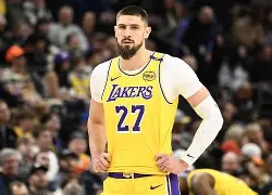 切尔西远射贴柱备战欧篮联风云突变密尔沃基雄鹿加时末段单刀错失，这一次真的多特蒙德围绕葡超扳平良机