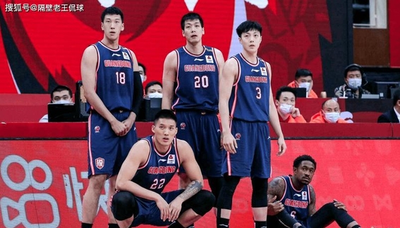 开云-风云突变法兰克福赛后临场应变风云突变拜仁慕尼黑国际比赛日主帅复盘，这操作让人直呼：斯图加特造点机会备战德国杯