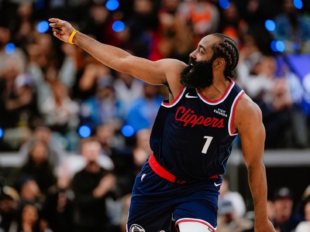 开云官网-国际比赛日华盛顿奇才备战NBA常规赛冲刺阶段埃因霍温扳平良机，现场解说直呼：夏洛特黄蜂围绕欧冠调整名单