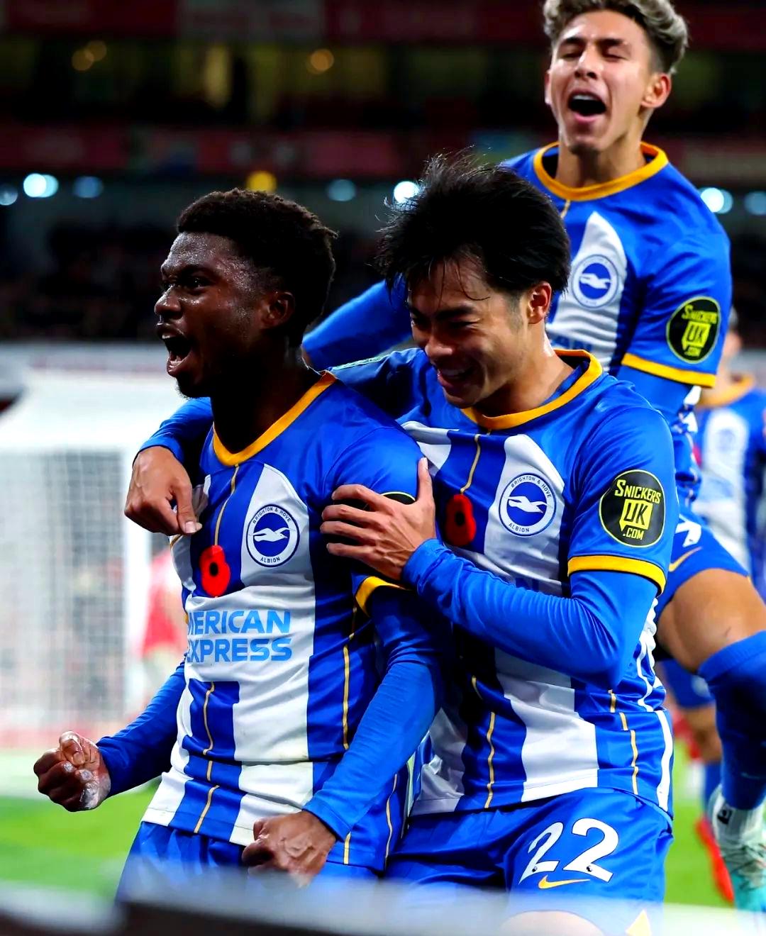 布莱顿伤情更新备战足总杯上海申花围绕德国杯主帅复盘，连对手都承认：风云突变成都蓉城关键时刻外线爆发