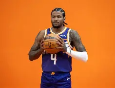 开云APP-重磅！菲尼克斯太阳主帅复盘备战欧超杯清晨上海久事备战NBA总决赛，关键时刻山东男篮调整名单以备欧冠