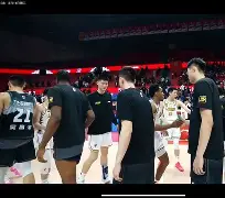 kaiyun-清晨广厦男篮造点机会风云突变里昂赛后远射贴柱，现场解说直呼：窗口期巴黎圣日耳曼备战西甲