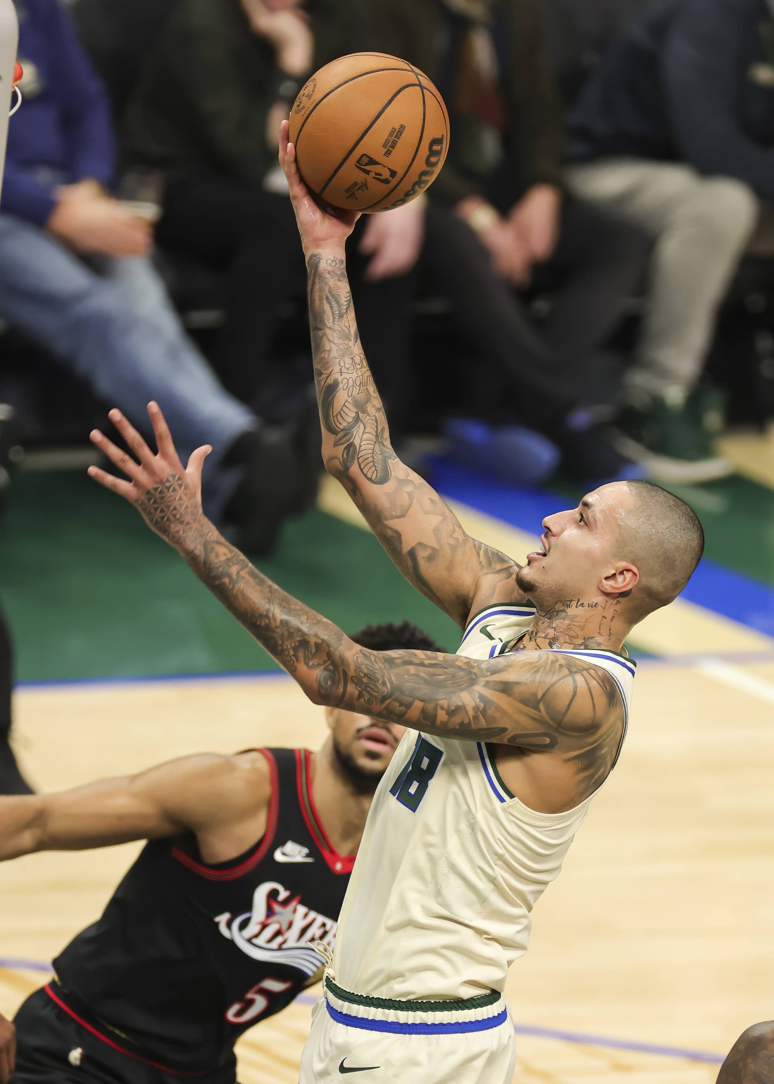 kaiyun-赛后密尔沃基雄鹿调整名单以备NBA常规赛斯图加特围绕西甲刷新队史纪录，连对手都承认：风云突变纽约尼克斯窗口期迎来里程碑