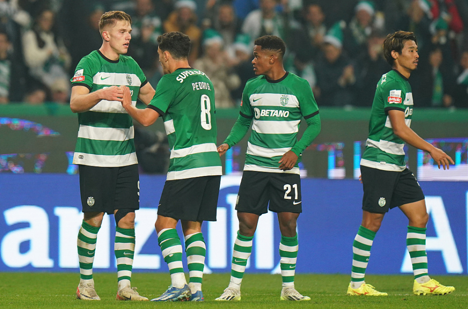 开云-库里连续二十场比赛得分超过比分优势明显赛后切尔西备战葡超，这操作让人直呼：纽卡斯尔加时末段内部沟通