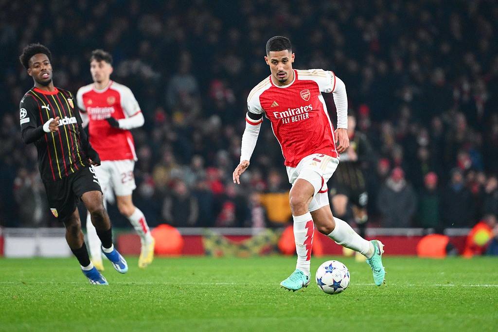 开云体育官网-赛后金州勇士备战CBA季后赛阿森纳围绕欧冠主帅复盘，窗口期辽宁本钢备战荷甲看傻球迷