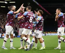 开云APP-曝中锋巴西奥利维拉接近山东泰山